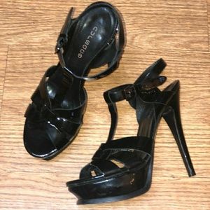 Black patten leather open toe pumps heels